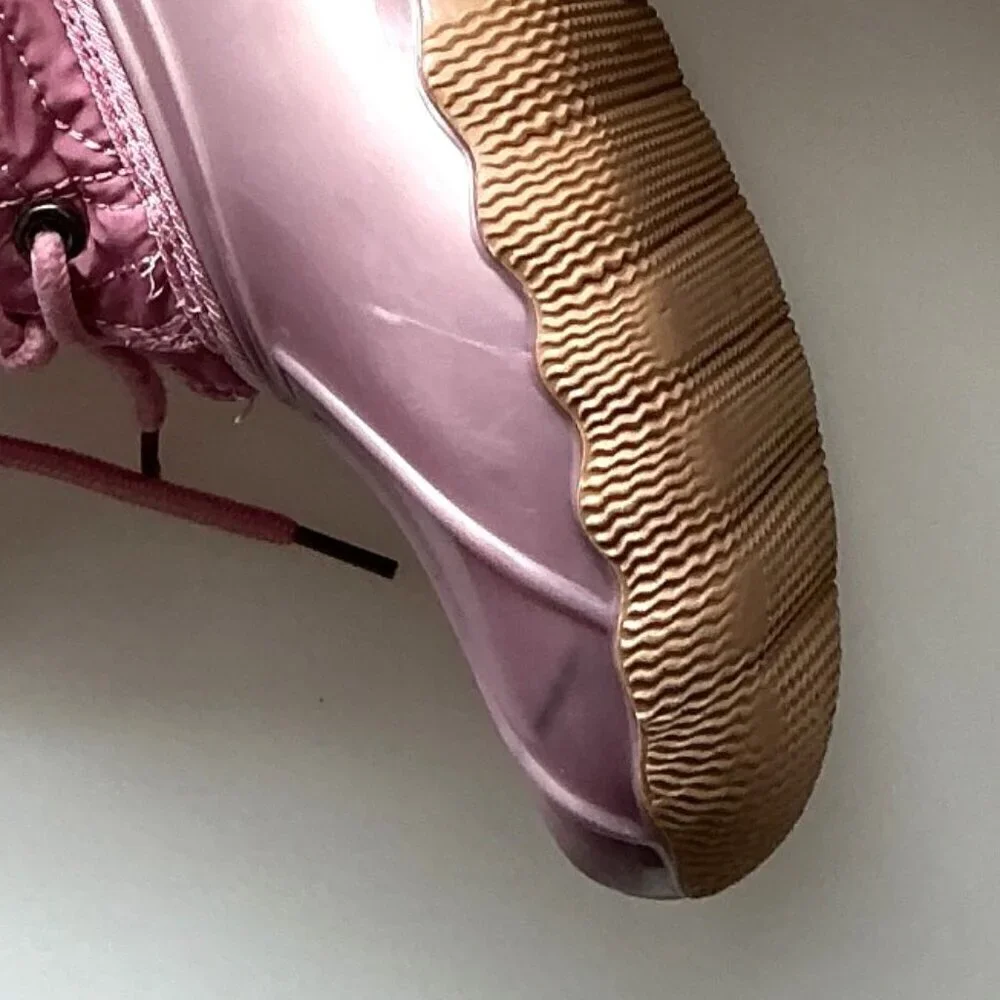 PINK DUCK BOOTS EUC (Flaw)